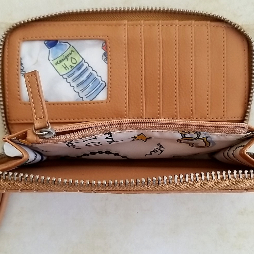 NWT Zip Top Clutch Tan Bag Wallet Purse - Picture 11 of 15